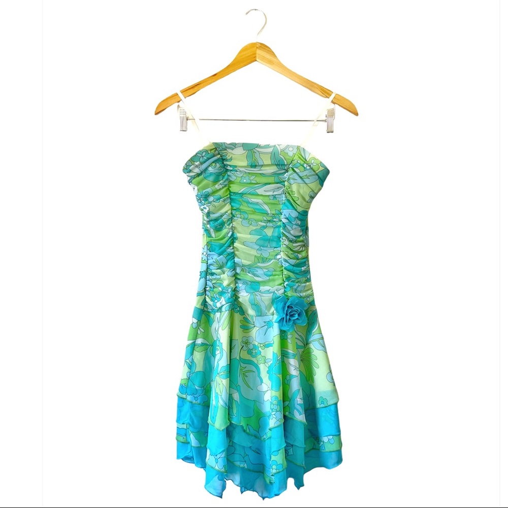 aty triangles junior strapless dress size M